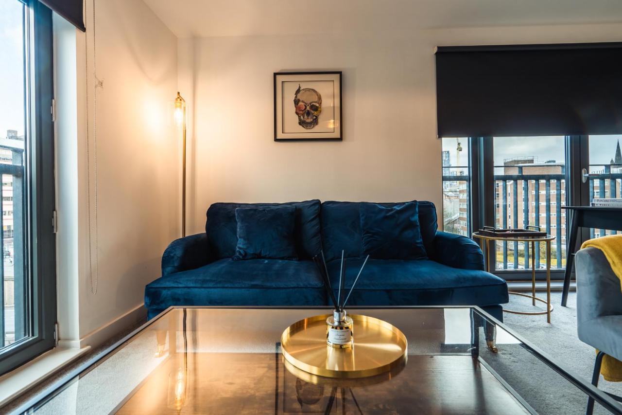 City View - A Stunning 2 Bed Apartment غلاسغو المظهر الخارجي الصورة